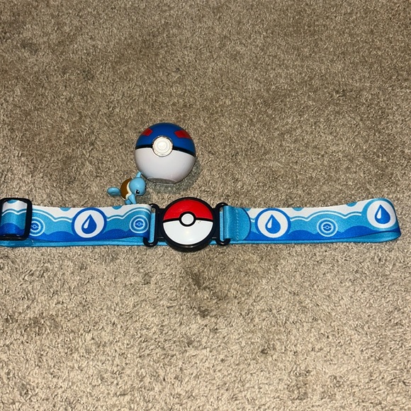 Pokemon bundle - Picture 2 of 2